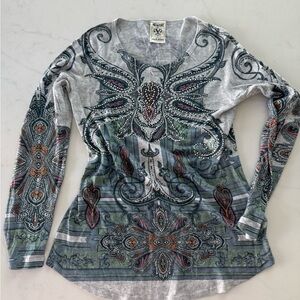 y2k embellished grungey long sleeve 💚